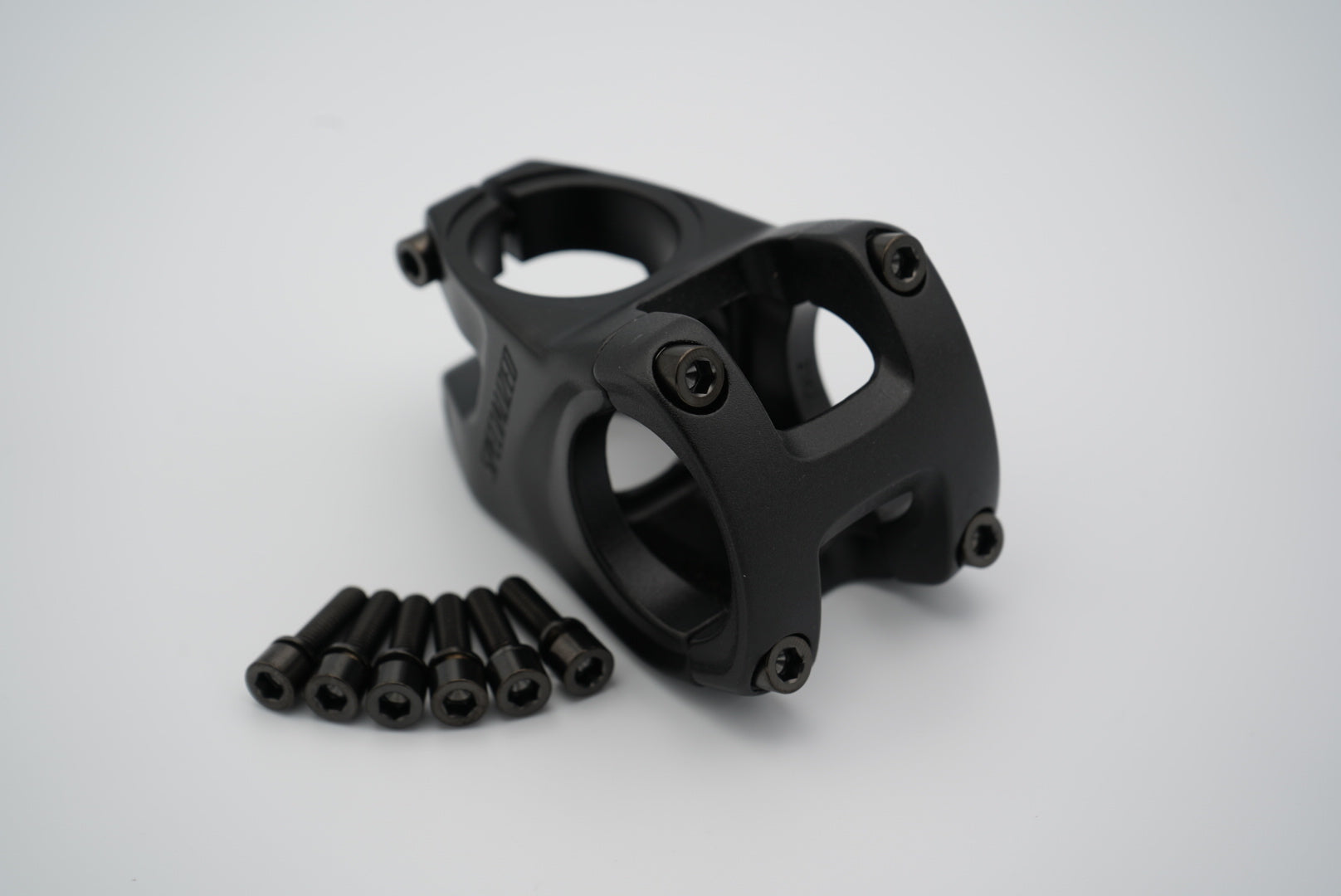 Specialized Trail Stem 31.8 Titanium Bolt Kit