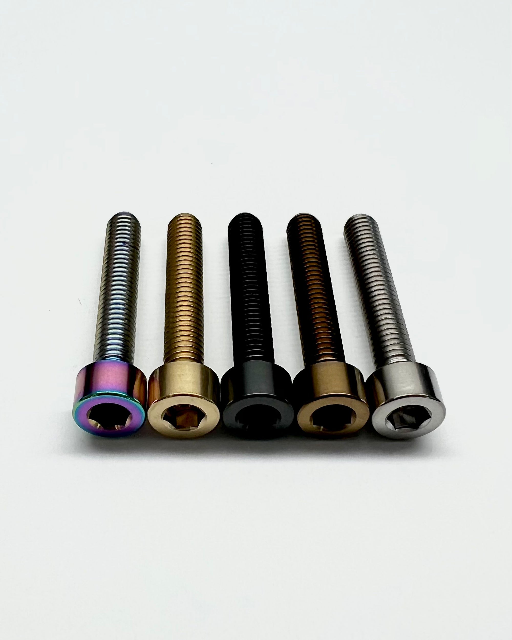 Top Cap Headset Titanium Bolt - Capped Head - M6x35mm